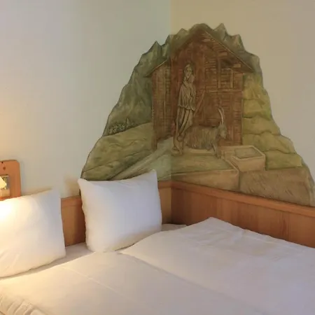 Grichting & Serviced Hotel