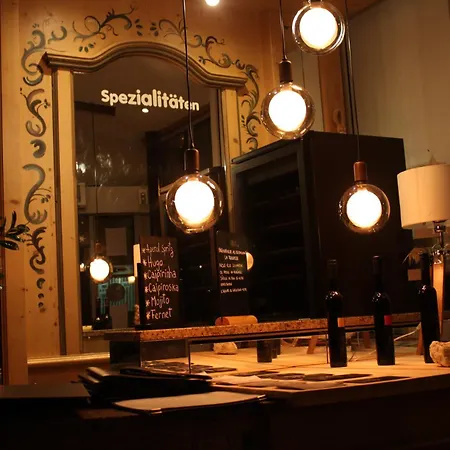 Hotel Grichting & Serviced