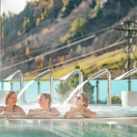 Grichting & Serviced Hotel