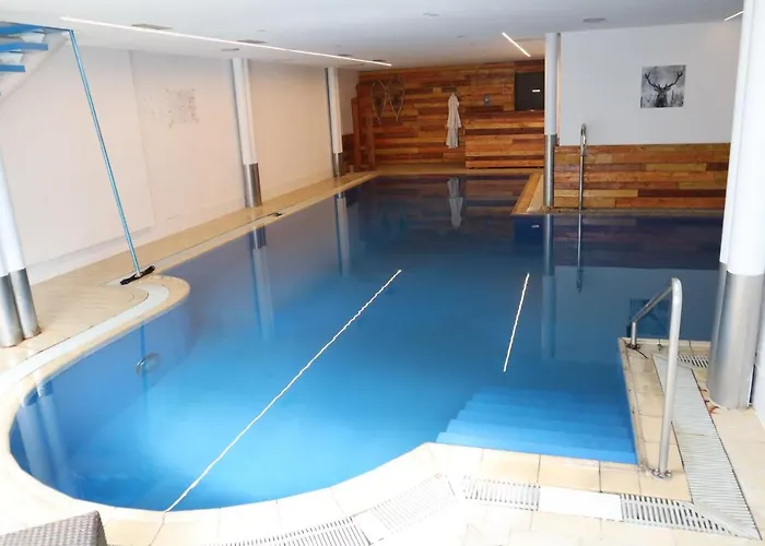 Grichting & Serviced Hotel