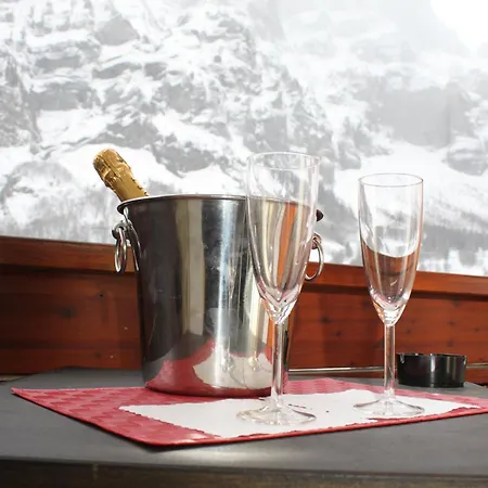 Szálloda Grichting & Serviced Leukerbad