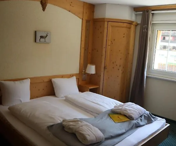 Grichting & Serviced Otel