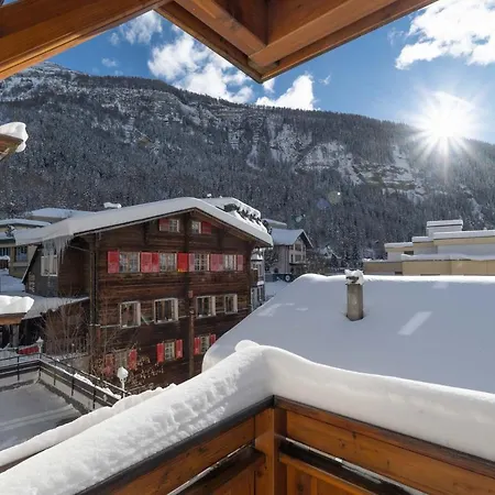 Grichting & Serviced Hotel 3*